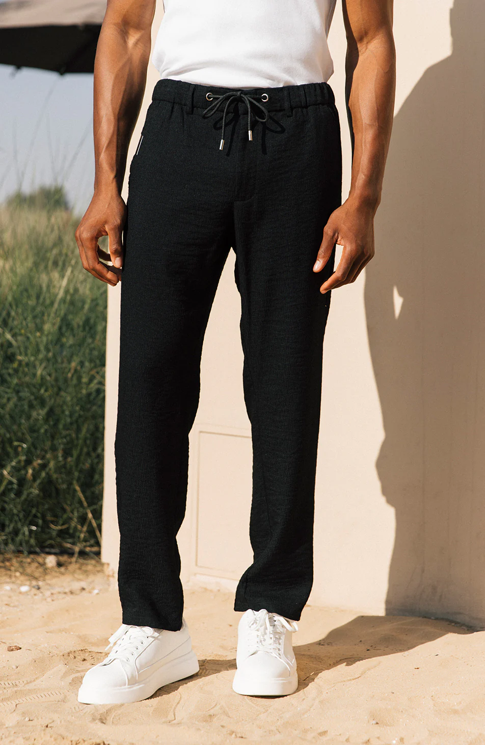Fiorano Relaxed Fit Pants in Black - Image 2